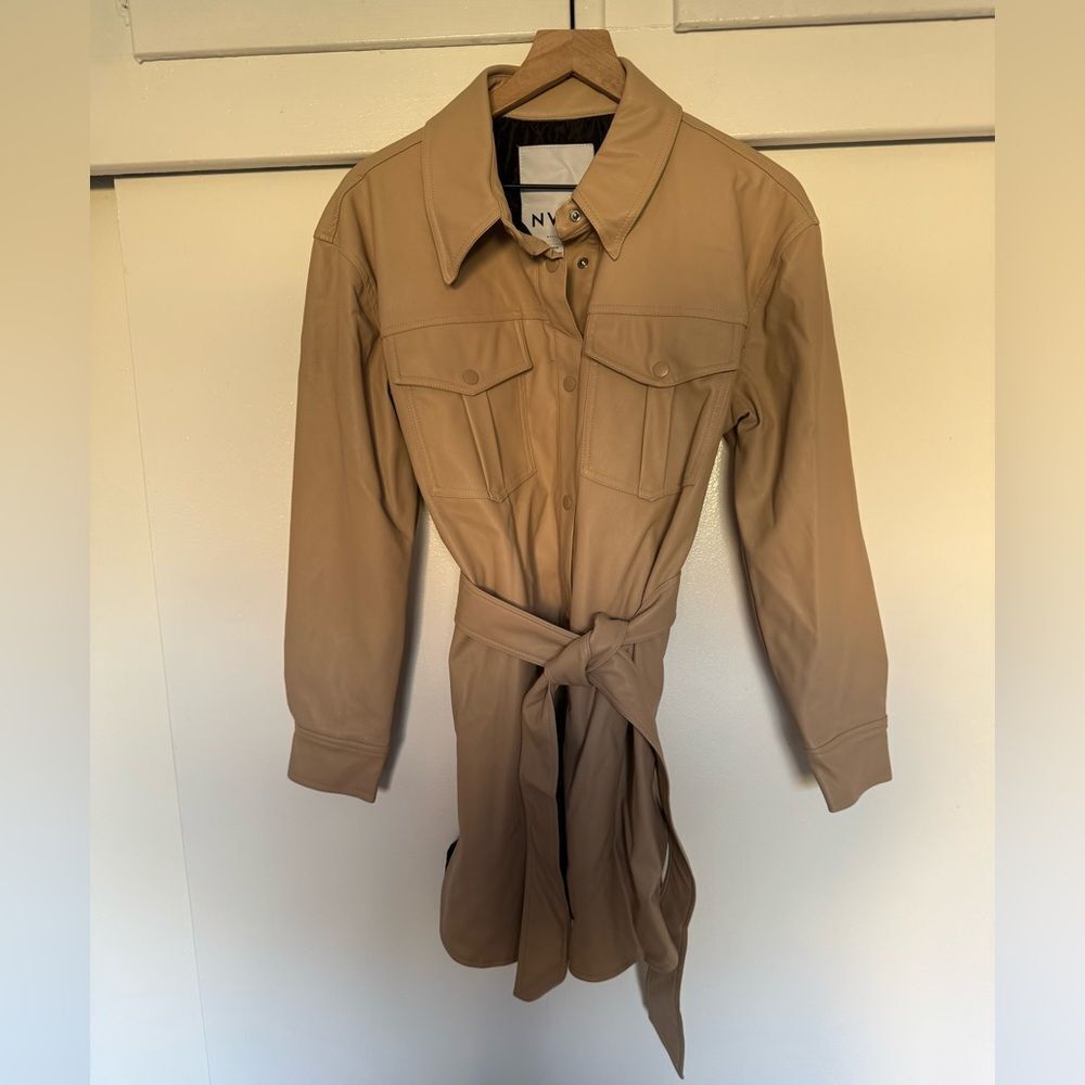 NWT NVLT x Anthropologie Tan Vegan Leather Trench Coat Medium - Picture 2 of 8